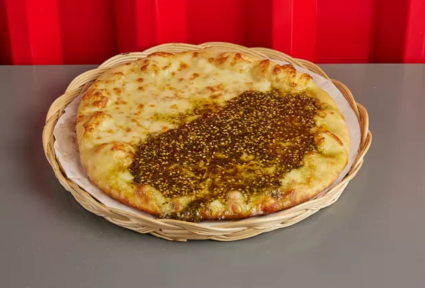 Μανακίς με Ζάαταρ & Τυρί